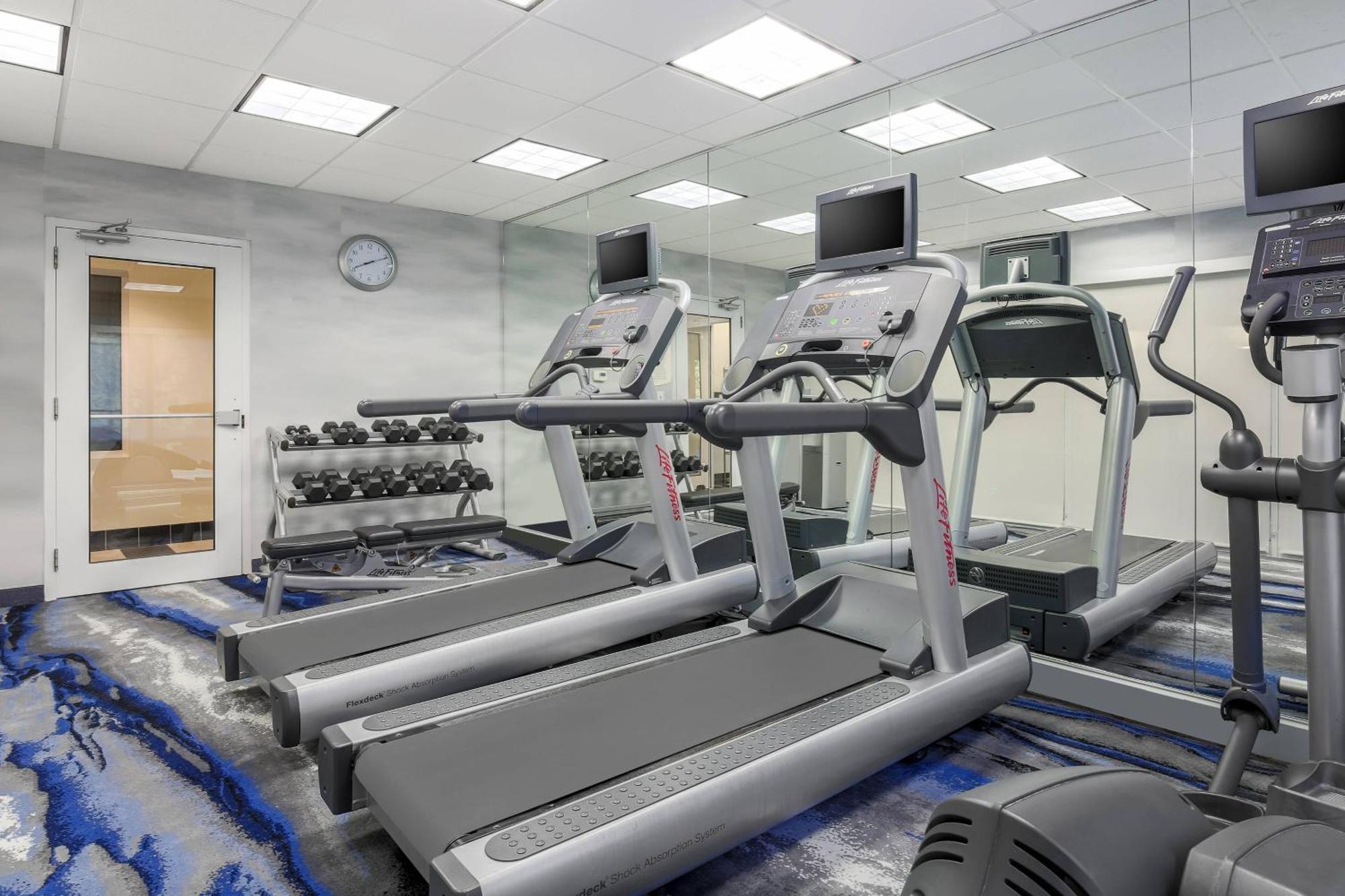Fairfield Inn & Suites By Marriott Мава Екстер'єр фото