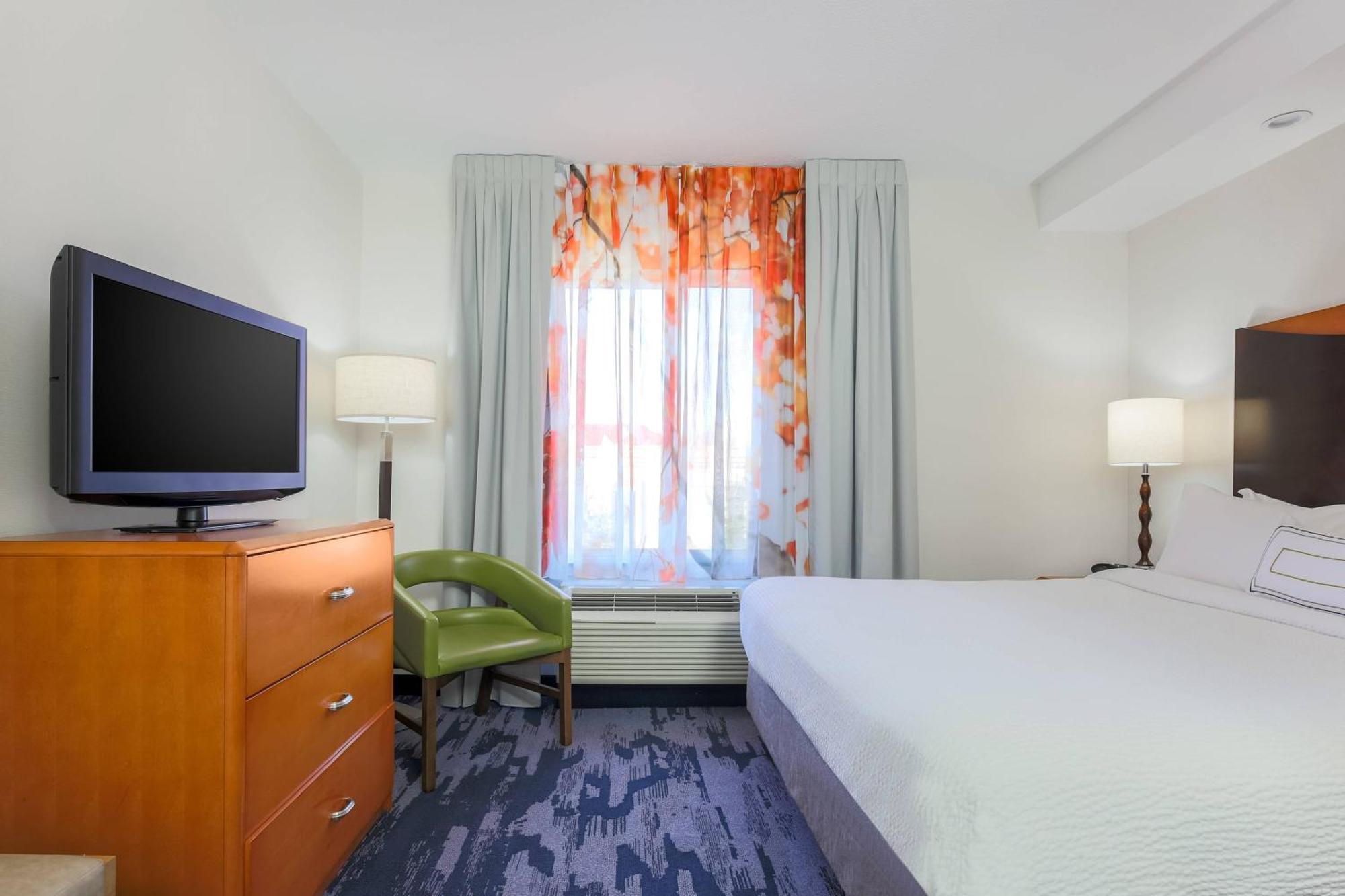 Fairfield Inn & Suites By Marriott Мава Екстер'єр фото