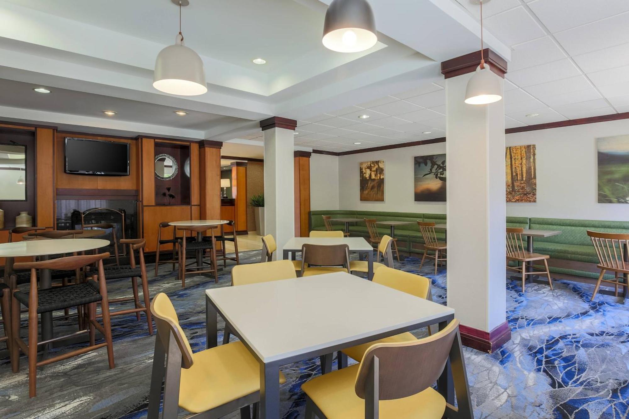 Fairfield Inn & Suites By Marriott Мава Екстер'єр фото