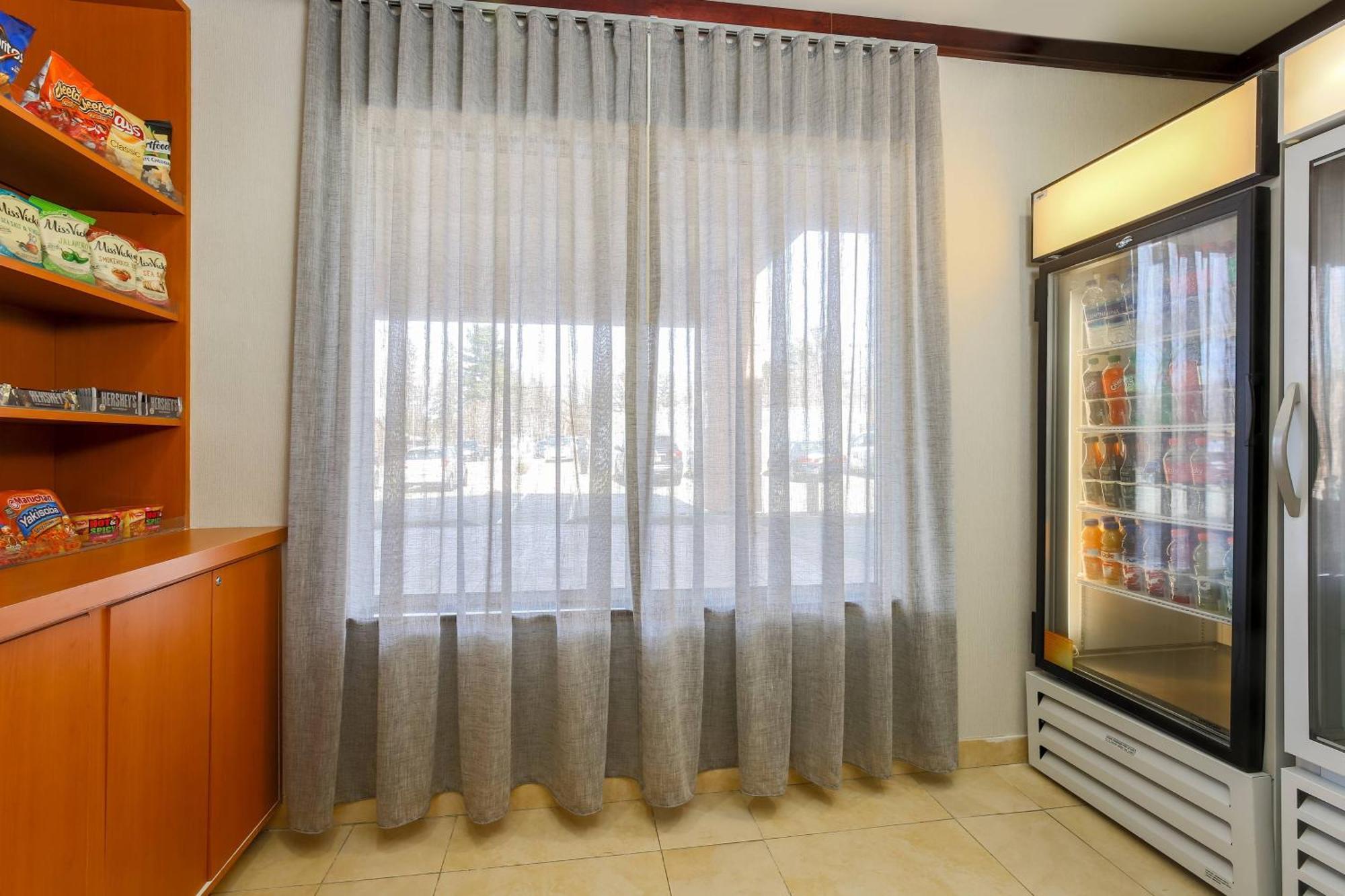 Fairfield Inn & Suites By Marriott Мава Екстер'єр фото