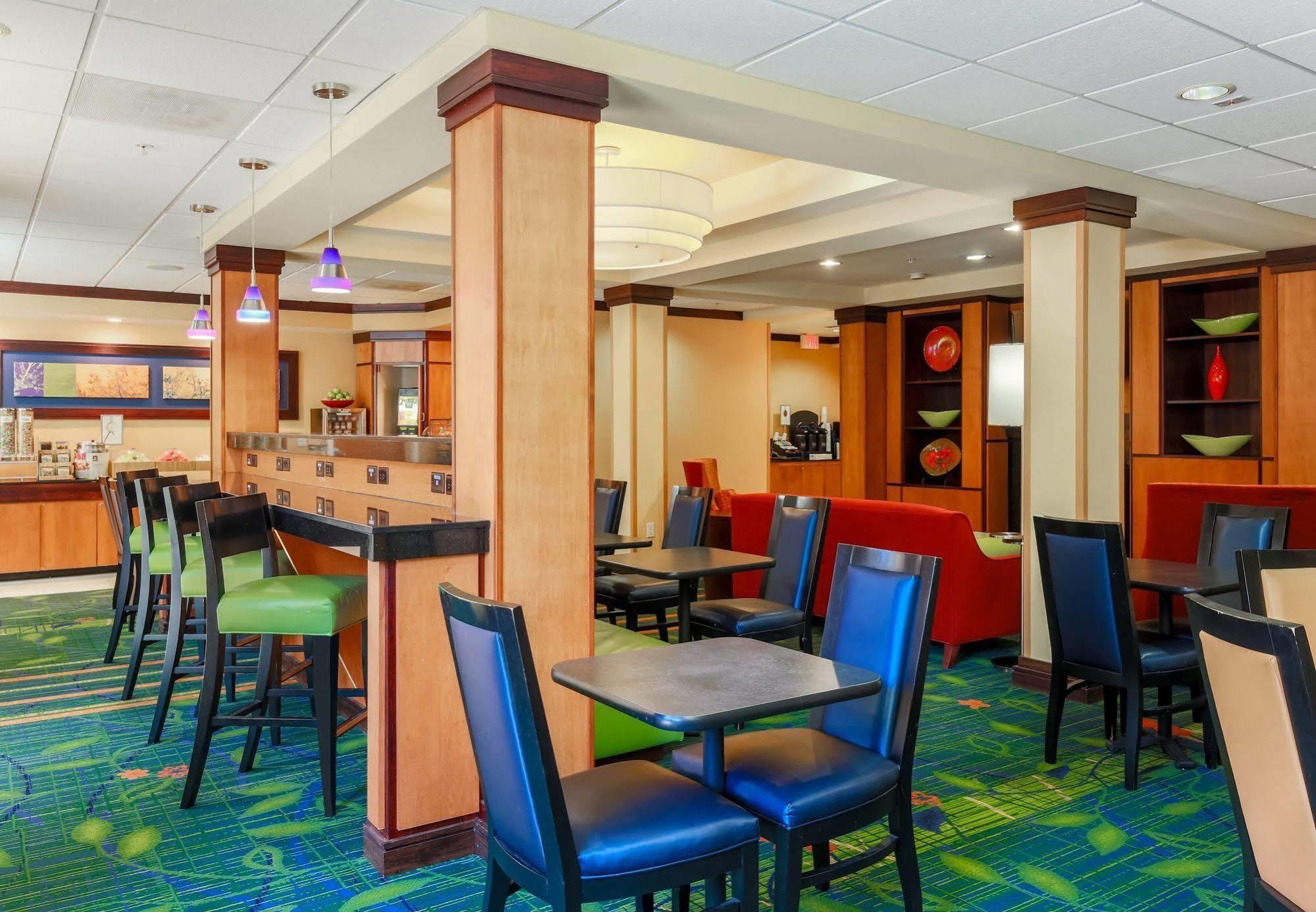 Fairfield Inn & Suites By Marriott Мава Екстер'єр фото
